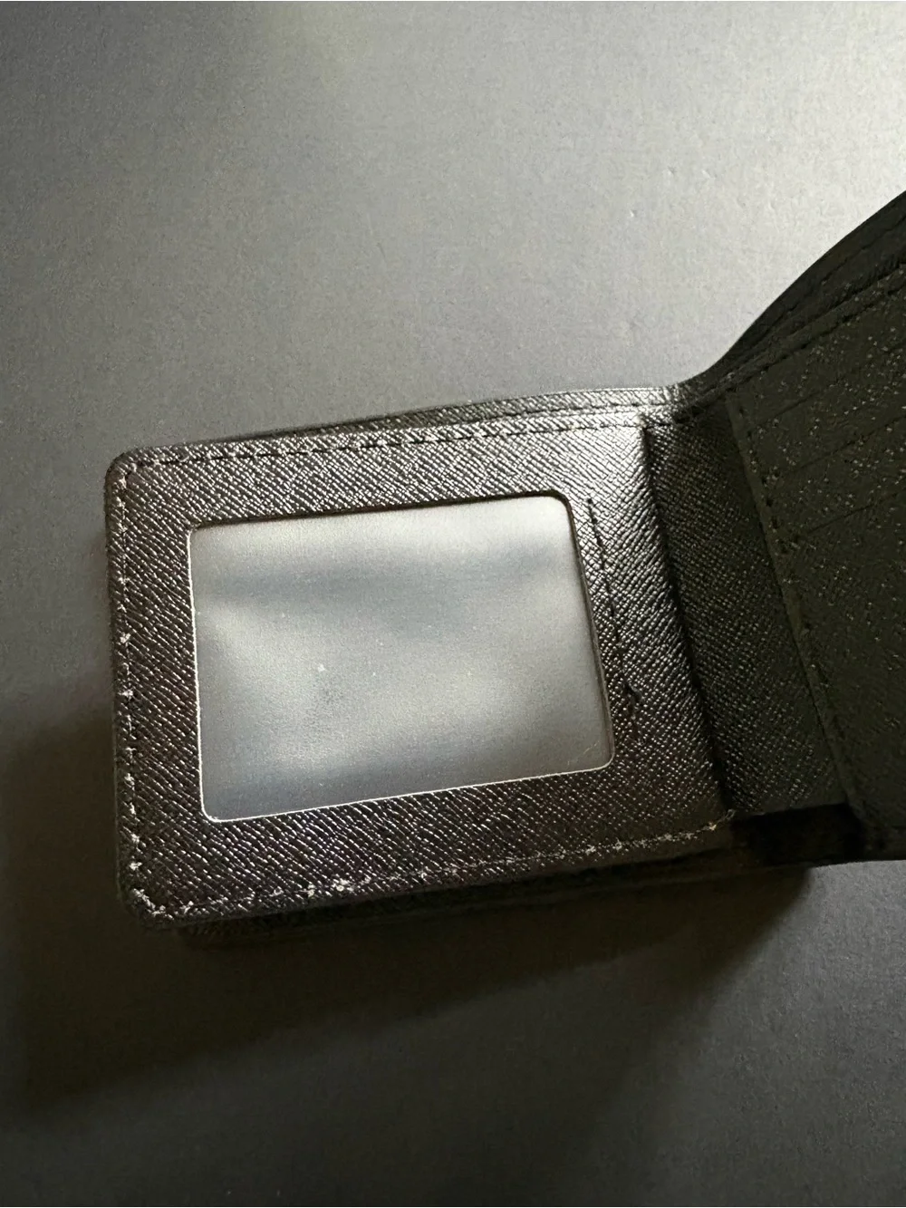 Fashion Men’s Bifold Wallet Black Gray Multi Print